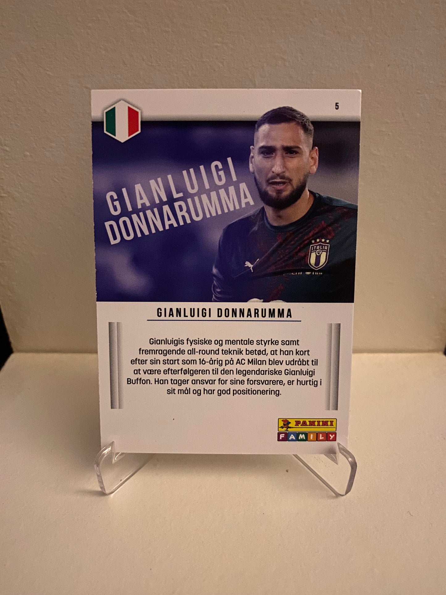 Fodbold kort Panini Family EURO 2020 - Italien Gianluigi Donnarumma - Pokedexet