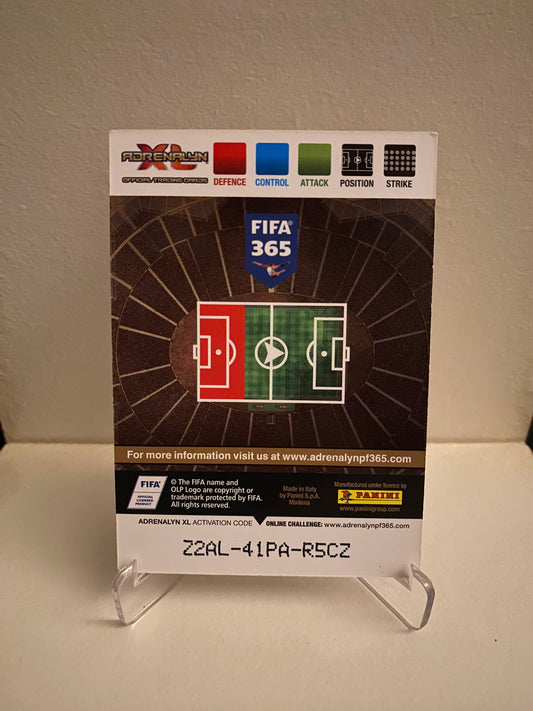 Fodbold kort Panini Adrenalyn XL FIFA 365 2017 - Chile Mauricio Isla - Pokedexet