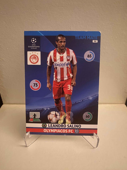 Fodbold kort Panini Adrenalyn XL UEFA Champions League 2014/2015 - Olympiakos Leandro Salino - Pokedexet