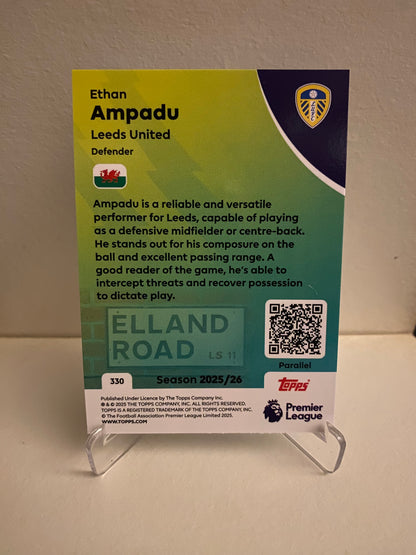 Fodbold kort Topps Premier League 2025/2026 - Blue Parallel Ethan Ampadu - Pokedexet