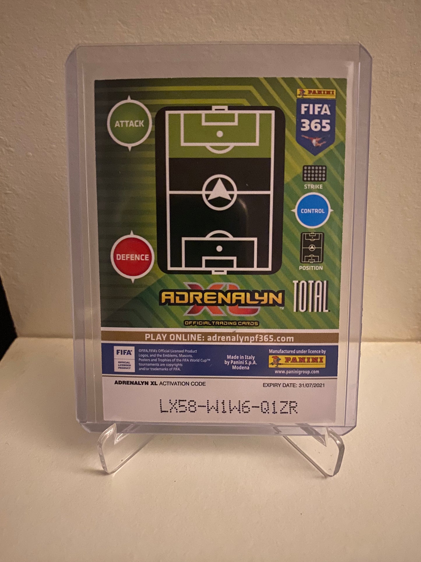 Fodbold kort Panini Adrenalyn XL FIFA 365 2021 - Bayern München Robert Lewandowski Holofoil - Pokedexet