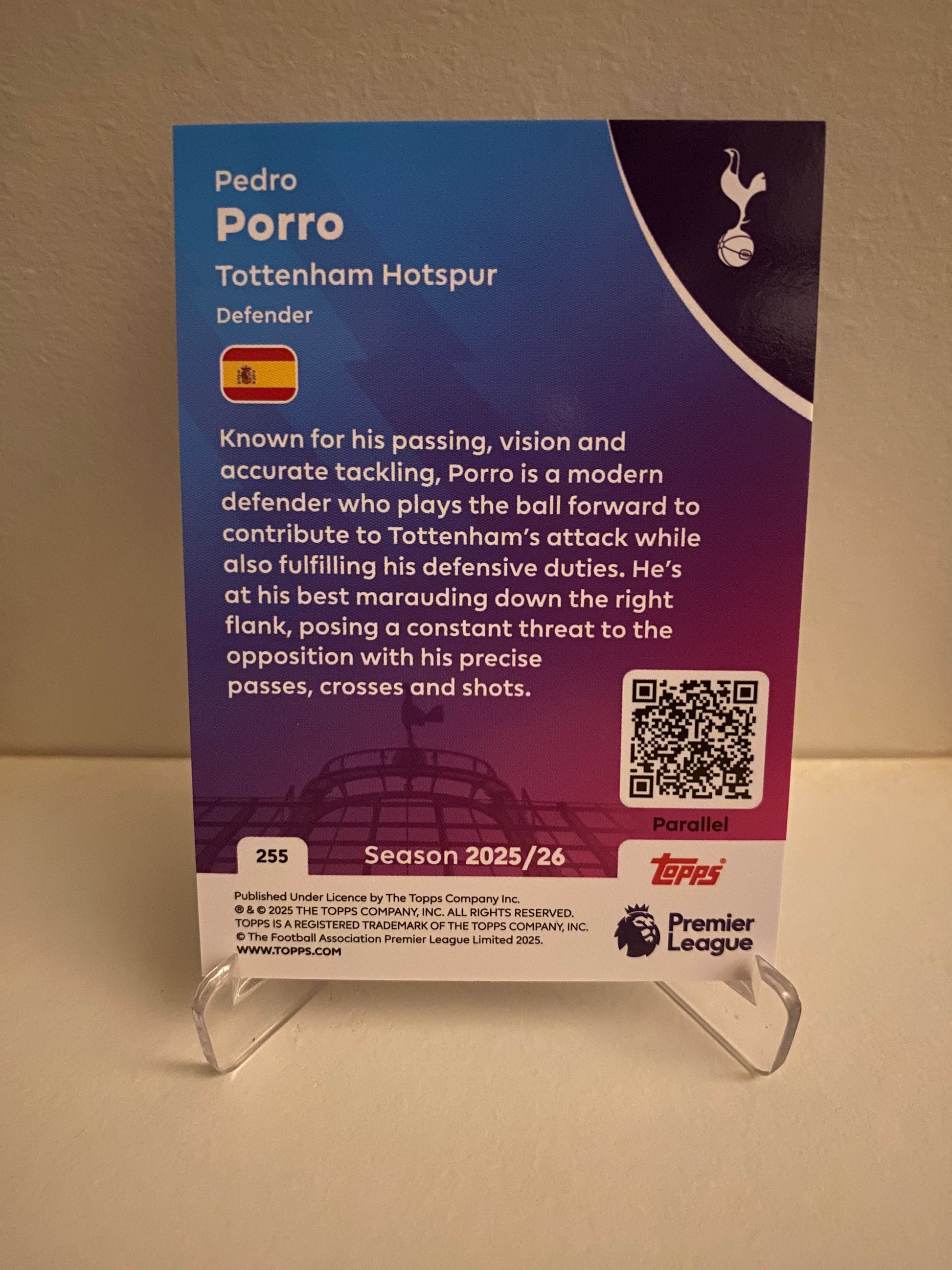 Fodbold kort Topps Premier League 2025/2026 - Purple Parallel Pedro Porro 136/199 - Pokedexet