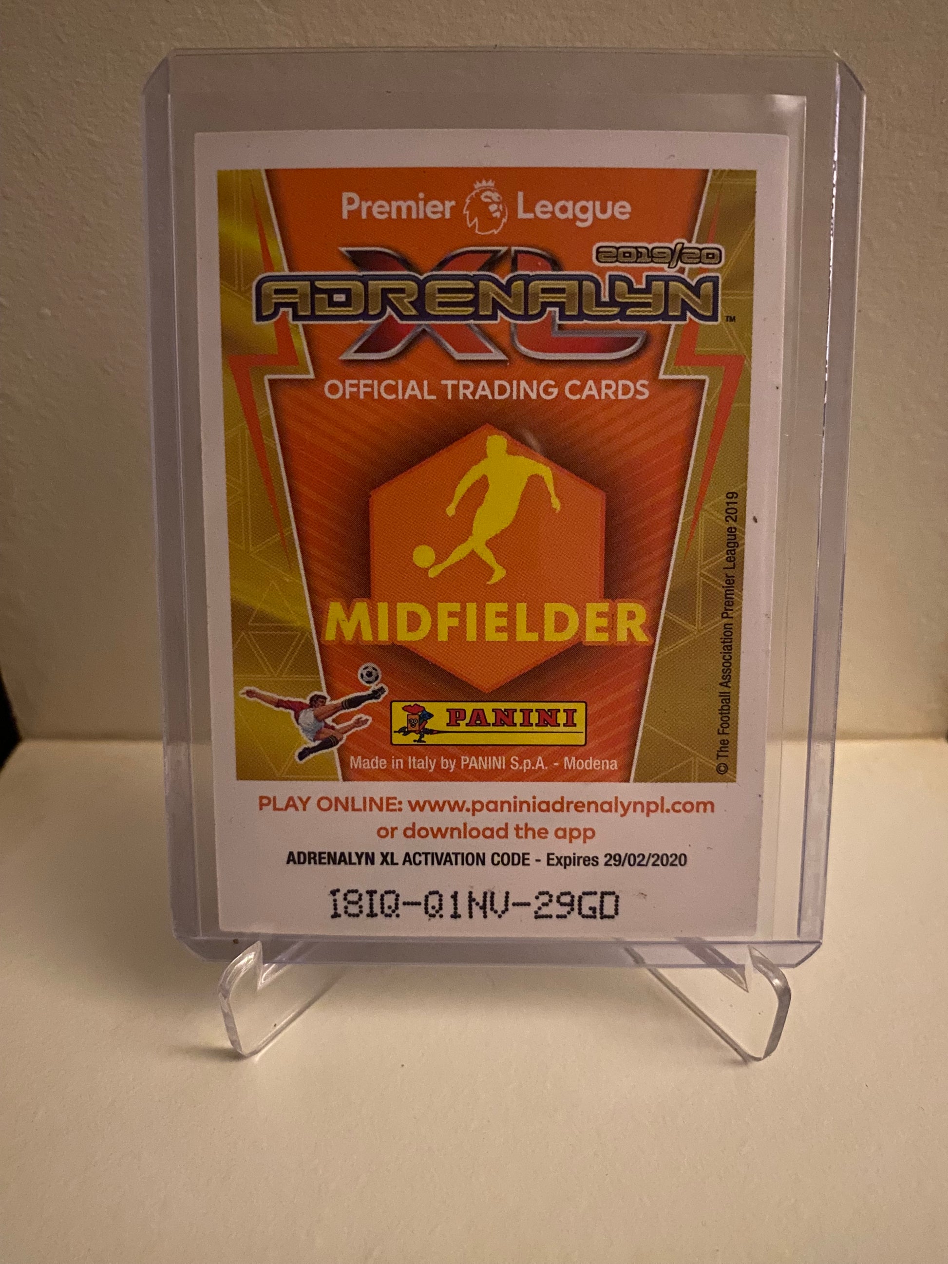 Fodbold kort Panini Adrenalyn XL Premier League 2019/2020 - Arsenal Granit Xhaka Holofoil - Pokedexet