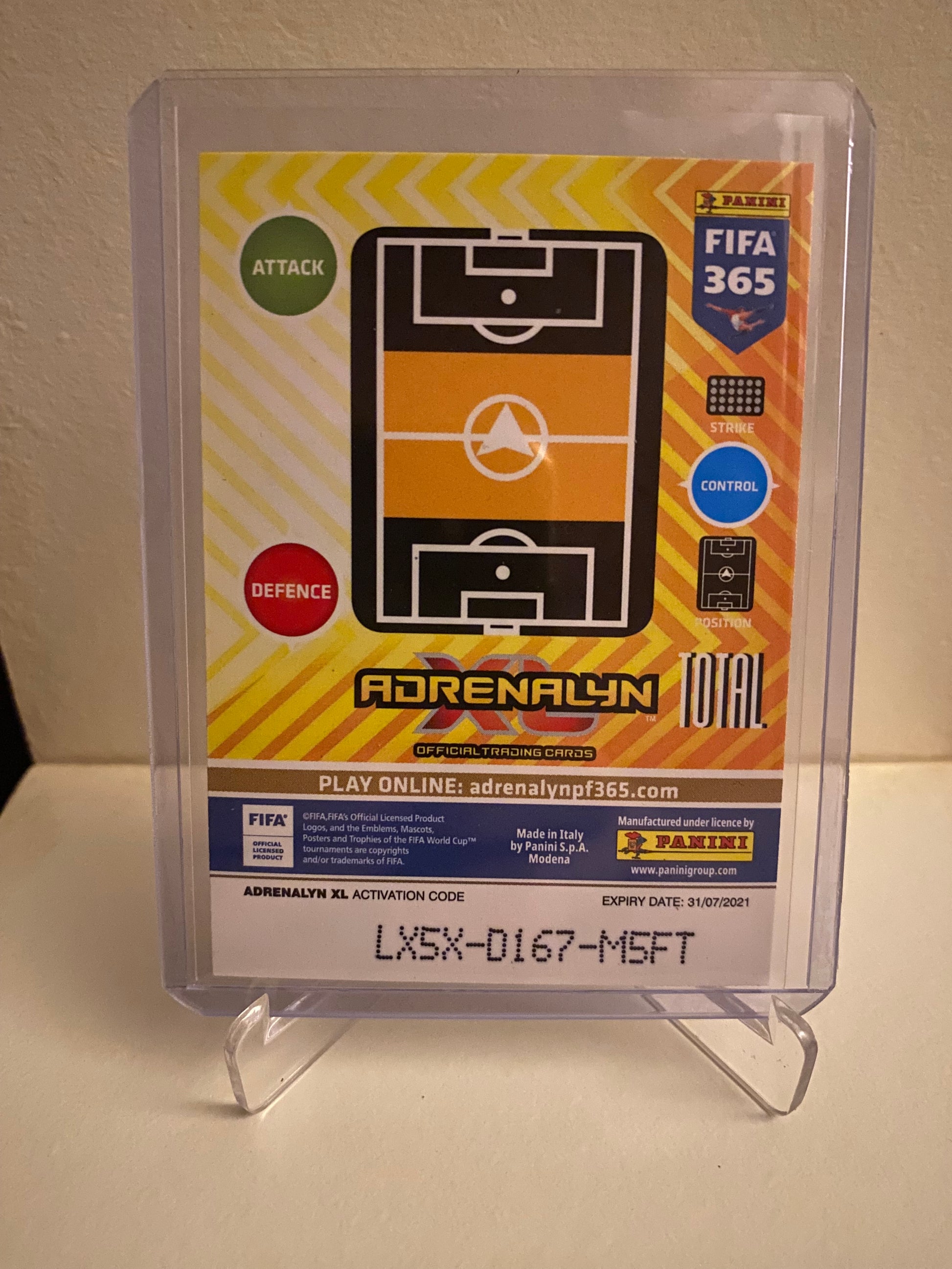 Panini Adrenalyn XL FIFA 365 2021 - Manchester United Juan Mata Holofoil - Pokedexet