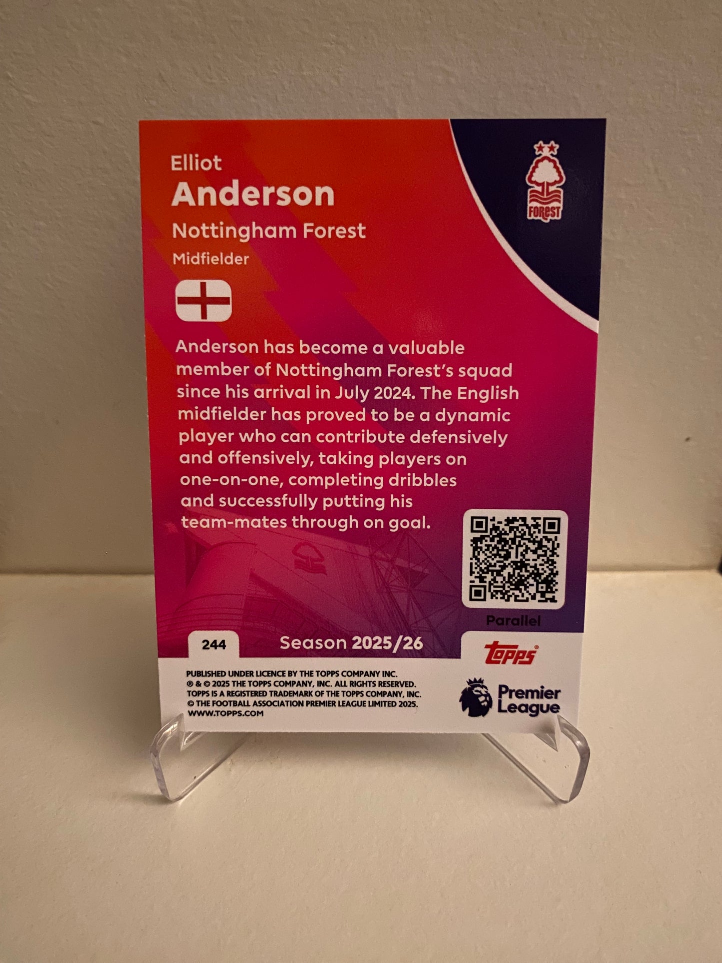 Fodbold kort Topps Premier League 2025/2026 - Blue Parallel Elliot Anderson - Pokedexet