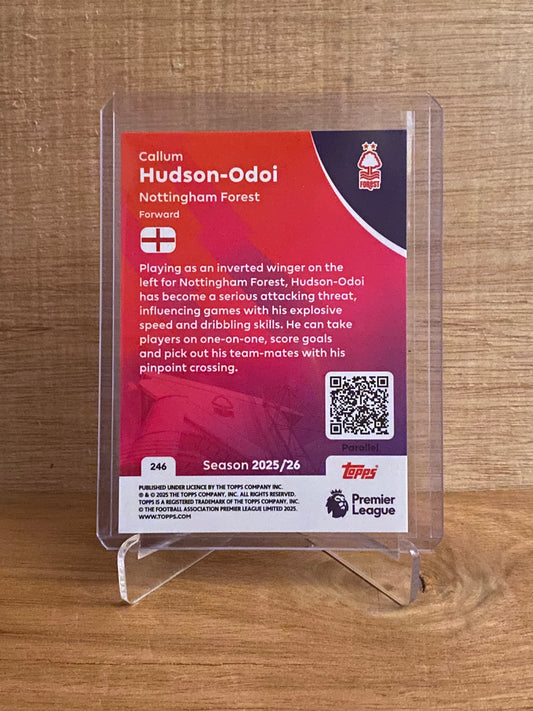 Fodbold kort Topps Premier League 2025/2026 - Nottingham Forest Yellow Parallel Callum Hudson-Odoi