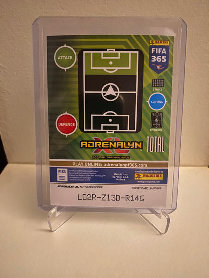 Fodbold kort Panini Adrenalyn XL FIFA 365 2021 - Juventus Juan Cuadrado Holofoil - Pokedexet