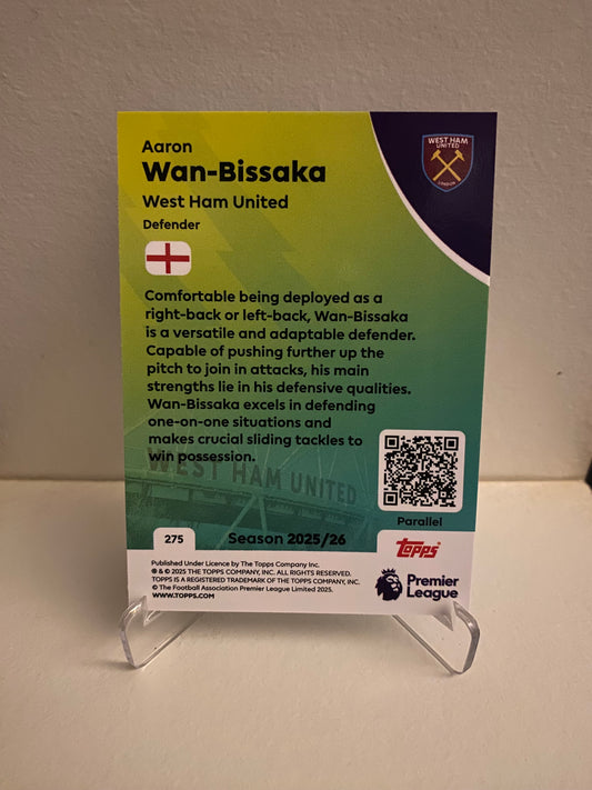 Topps Premier League 2025/2026 - Blue Parallel Aaron Wan-Bissaka