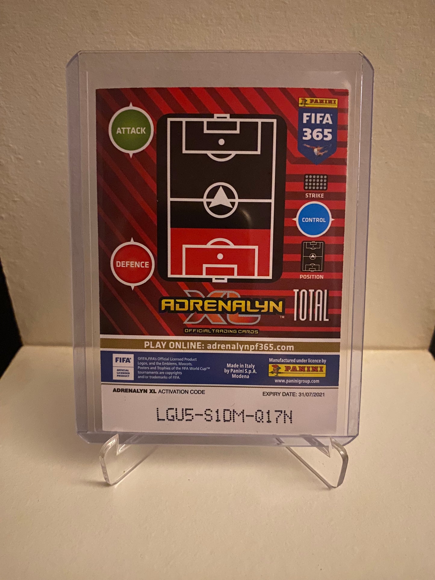 Fodbold kort Panini Adrenalyn XL FIFA 365 2021 - Paris Saint Germain Presnel Kimpembe Holofoil - Pokedexet