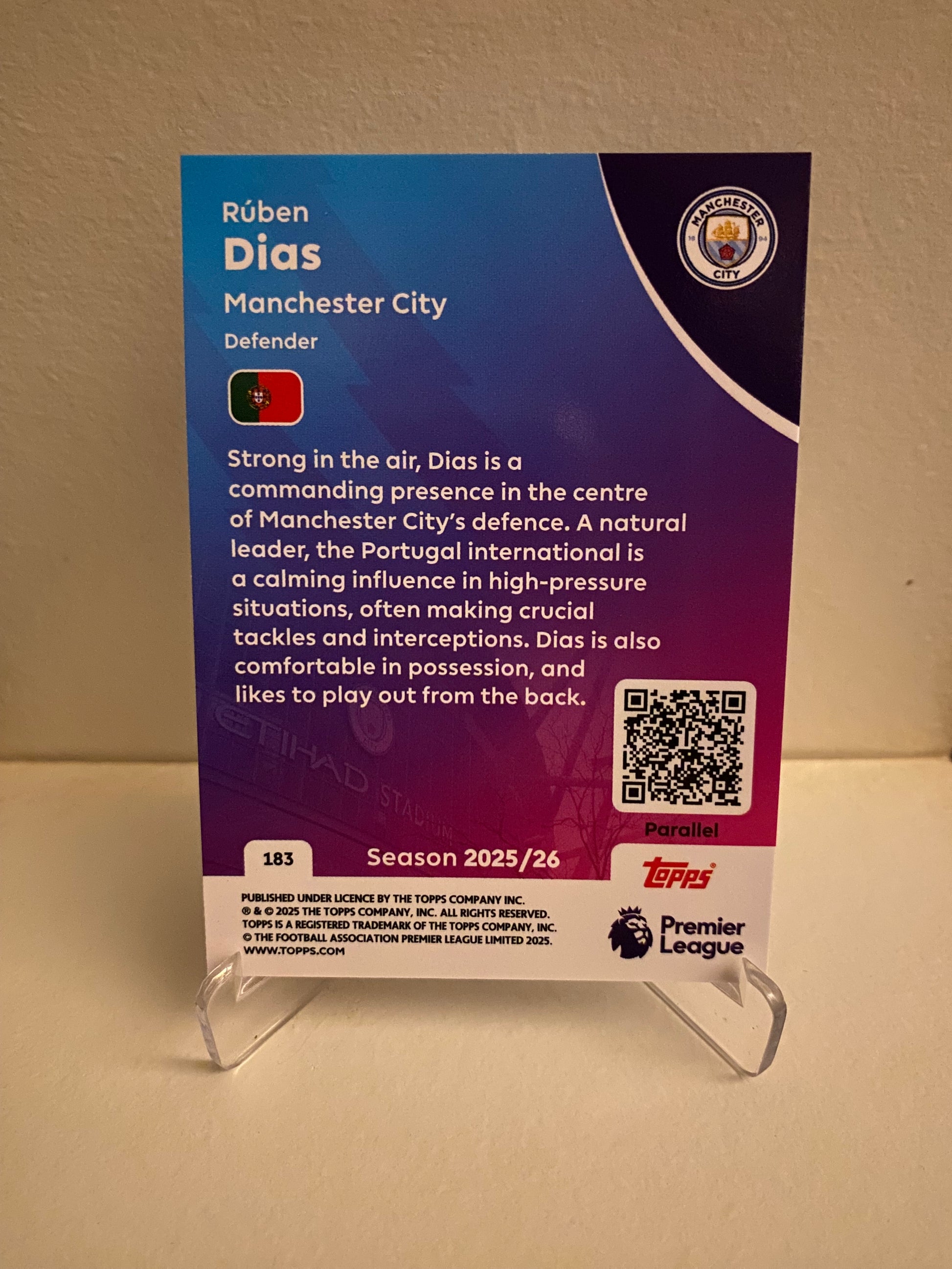 Fodbold kort Topps Premier League 2025/2026 - Blue Parallel Ruben Dias - Pokedexet