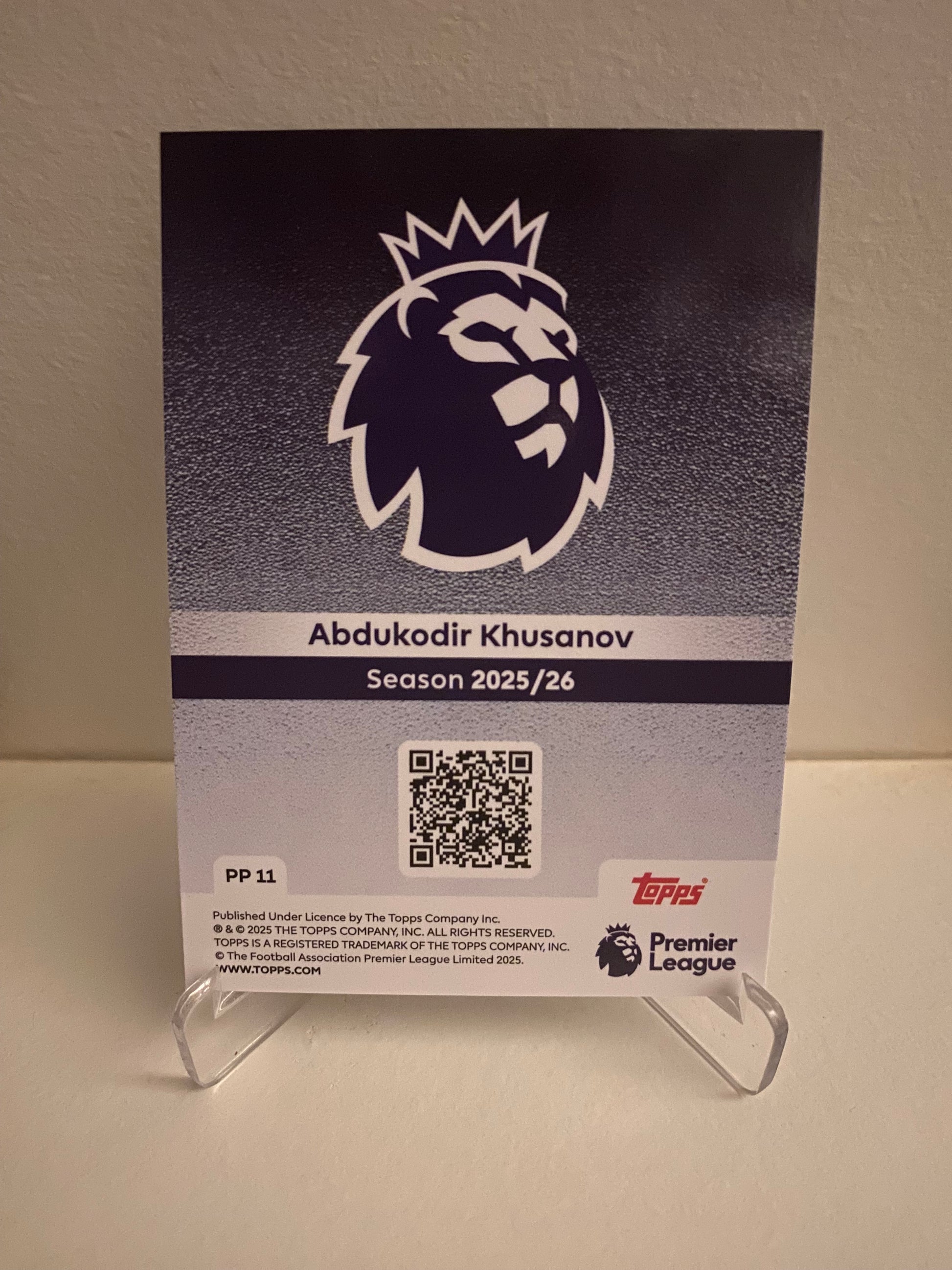 Fodbold kort Topps Premier League 2025/2026 - Premier Pull Ultra Limited Edition Abdukodir Khusanov - Pokedexet