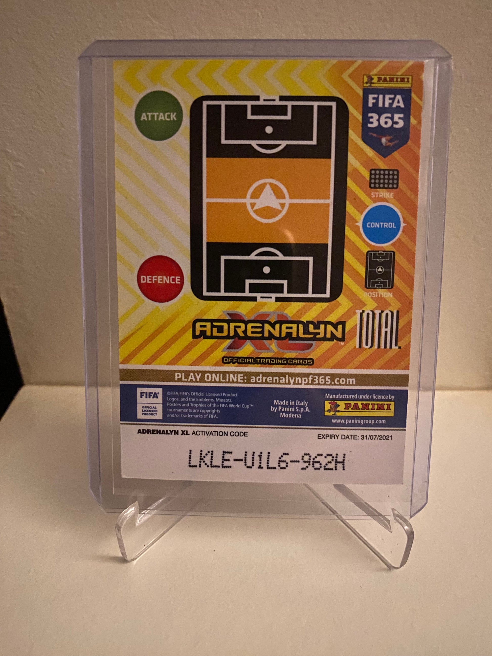 Panini Adrenalyn XL FIFA 365 2021 - Bayern München Alphonso Davies Holofoil - Pokedexet