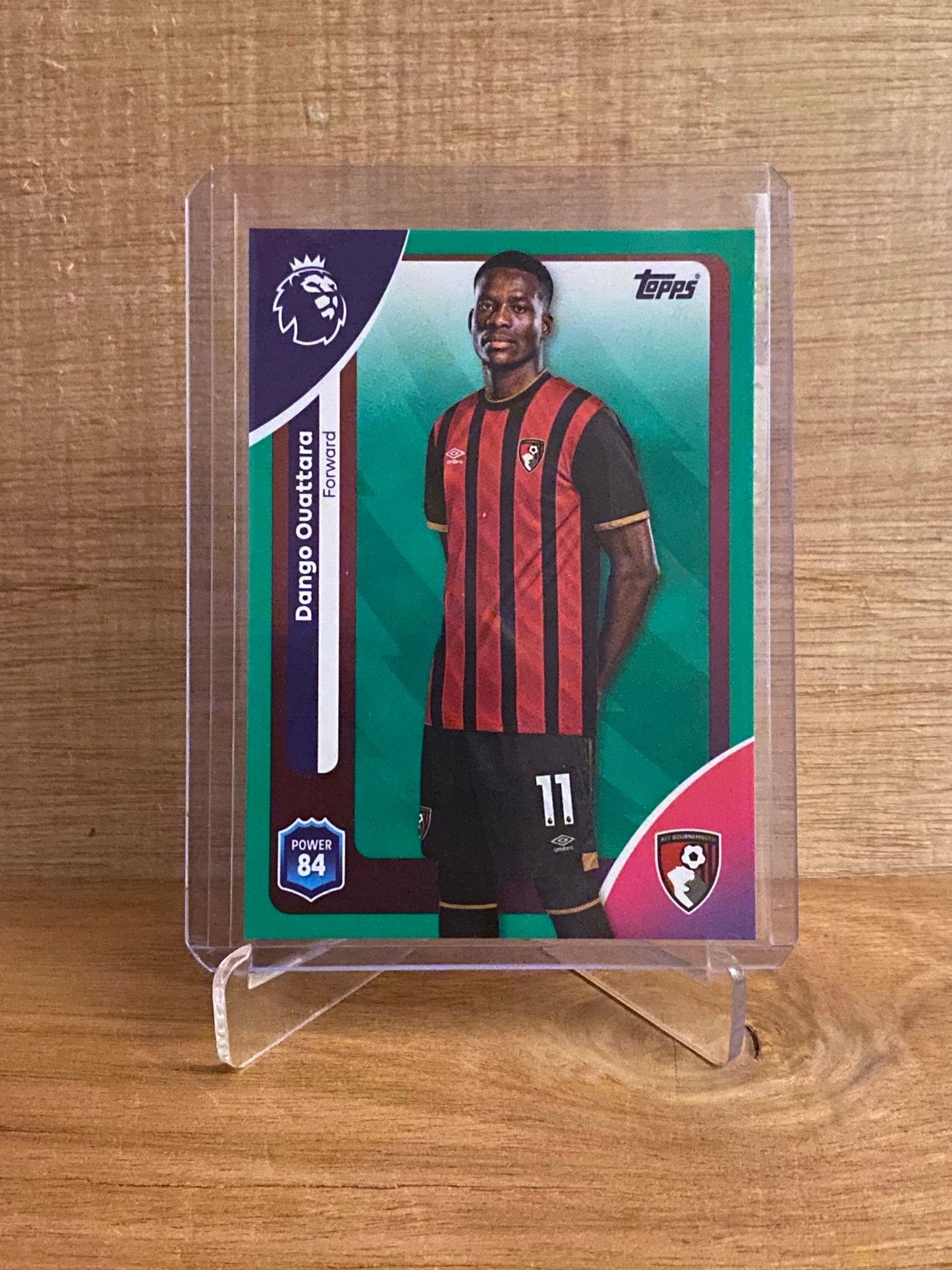 Fodbold kort Topps Premier League 2025/2026 - Bournemouth Green Parallel Dango Ouattara - Pokedexet