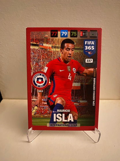Fodbold kort Panini Adrenalyn XL FIFA 365 2017 - Chile Mauricio Isla - Pokedexet