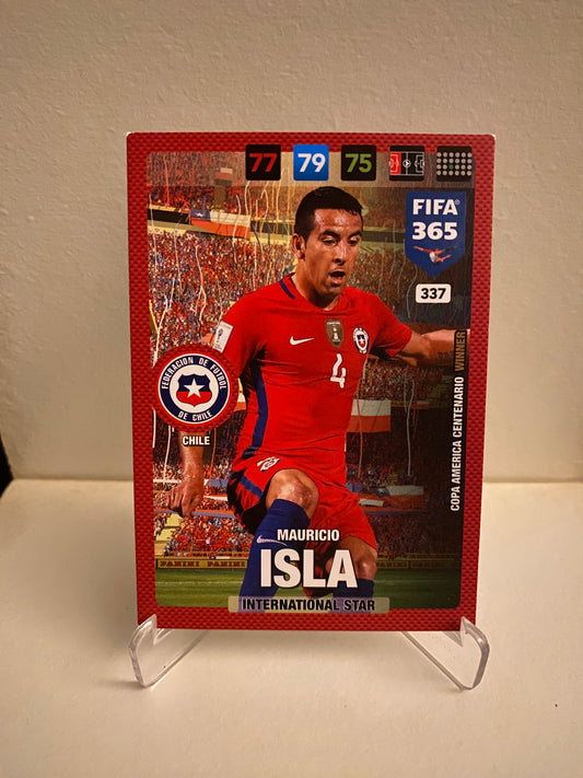 Fodbold kort Panini Adrenalyn XL FIFA 365 2017 - Chile Mauricio Isla - Pokedexet