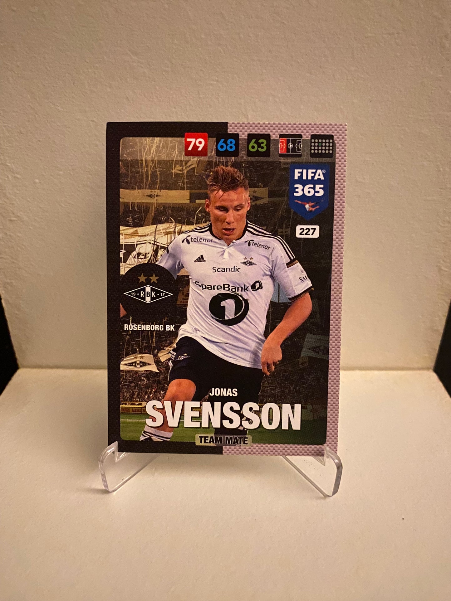 Fodbold kort Panini Adrenalyn XL FIFA 365 2017 - Rosenborg Jonas Svensson - Pokedexet