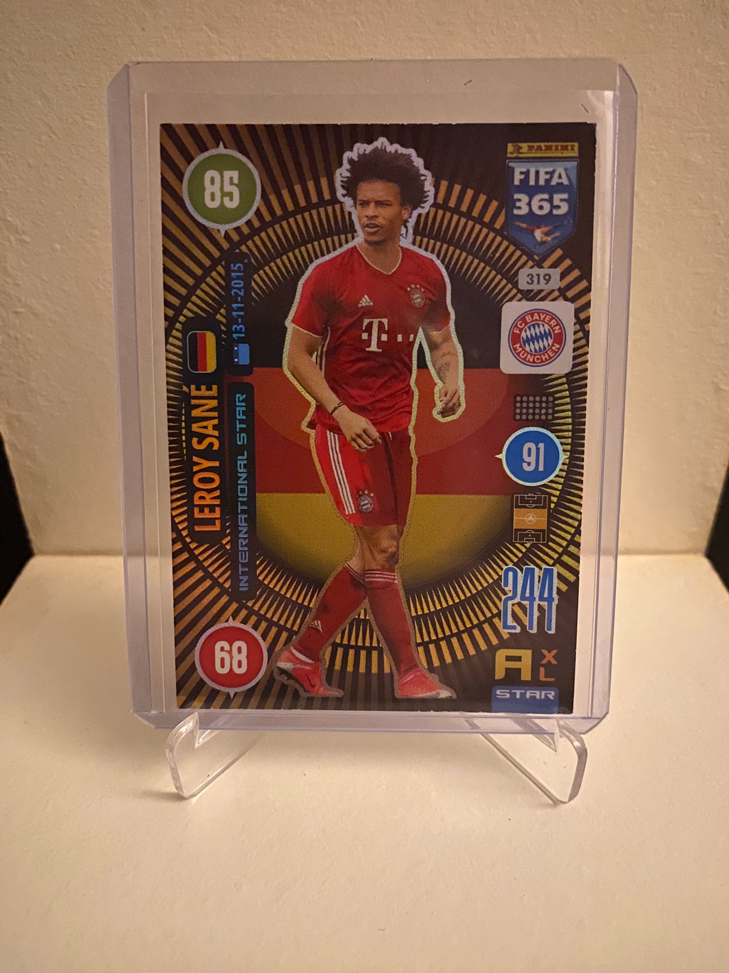 Panini Adrenalyn XL FIFA 365 2021 - Bayern München Leroy Sane Holofoil - Pokedexet