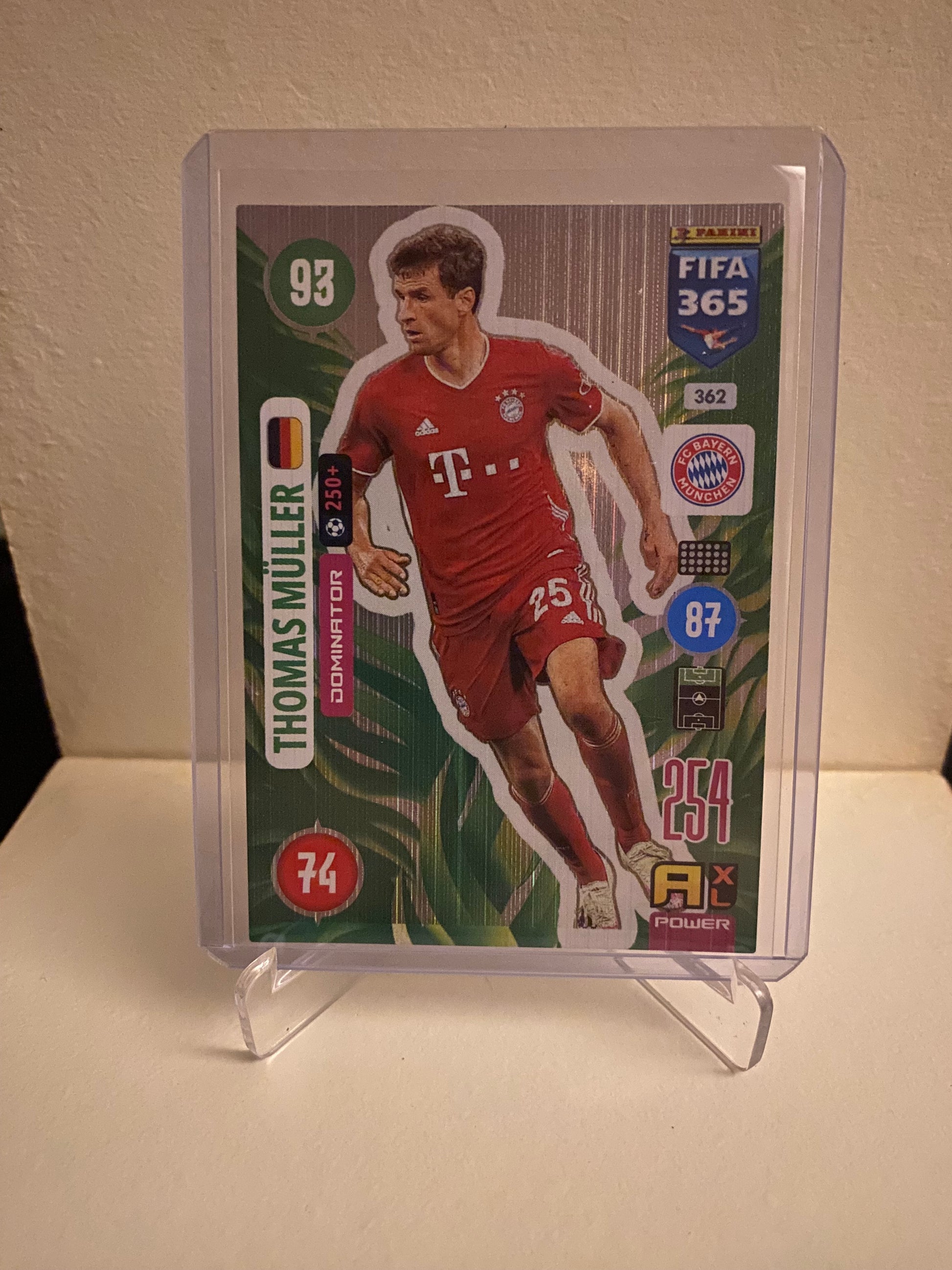 Panini Adrenalyn XL FIFA 365 2021 - Bayern München Thomas Muller Holofoil - Pokedexet