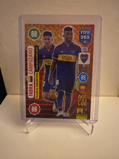 Fodbold kort Panini Adrenalyn XL FIFA 365 2021 - Boca Juniors Fabra/Campuzano Holofoil - Pokedexet