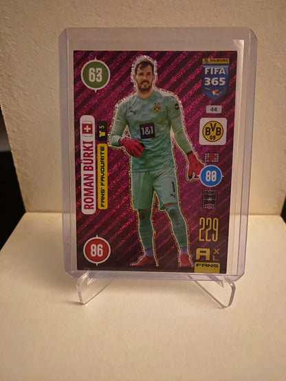 Panini Adrenalyn XL FIFA 365 2021 - Borussia Dortmund Roman Burki Holofoil - Pokedexet