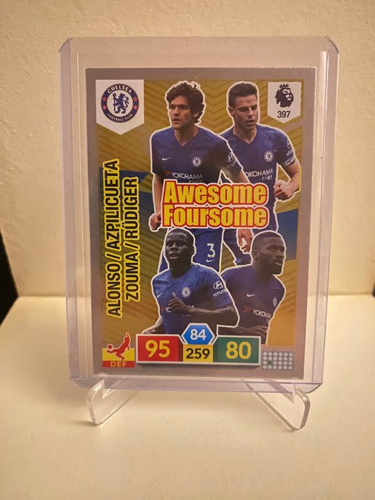 Panini Adrenalyn XL Premier League 2019/2020 - Chelsea Alonso/Azpilicueta/Zouma/Rudiger Holofoil - Pokedexet