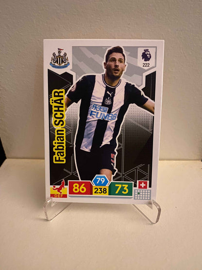 Fodbold kort Panini Adrenalyn XL Premier League 2019/2020 - Newcastle Fabian Schar - Pokedexet