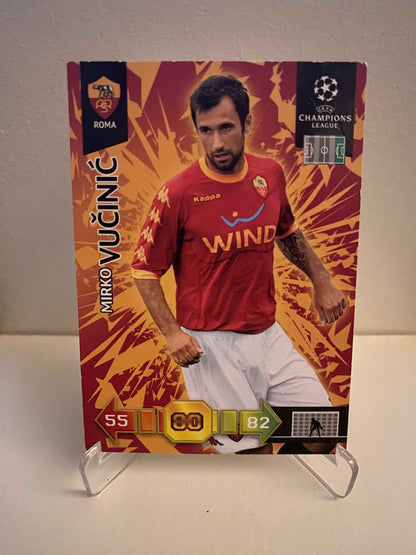 Fodbold kort Panini Adrenalyn XL UEFA Champions League 2010-2011 - AS Roma Mirko Vucinic - Pokedexet