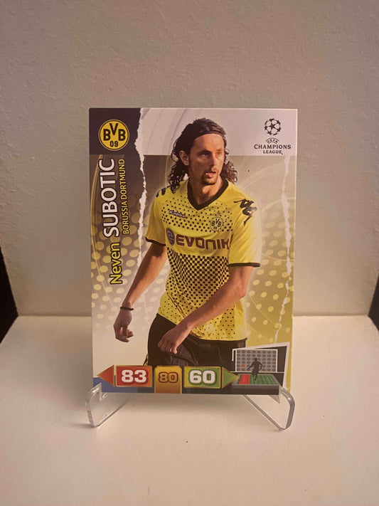 Fodbold kort Panini Adrenalyn XL UEFA Champions League 2011/2012 - Borussia Dortmund Neven Subotic - Pokedexet