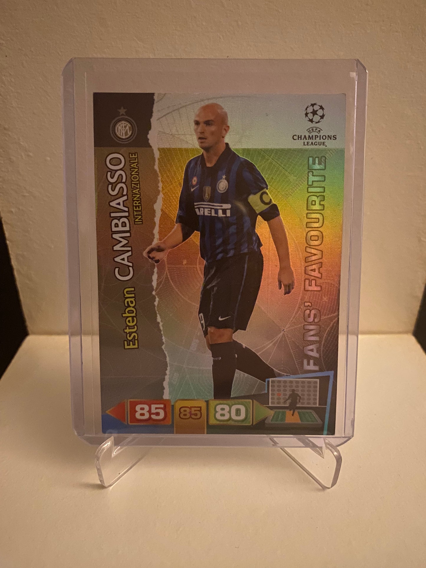 Panini Adrenalyn XL UEFA Champions League 2011/2012 - Inter Esteban Cambiasso Holofoil - Pokedexet