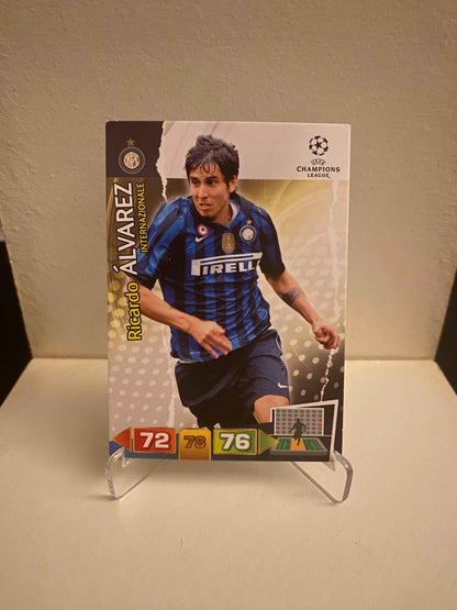 Fodbold kort Panini Adrenalyn XL UEFA Champions League 2011/2012 - Inter Ricardo Alvarez - Pokedexet