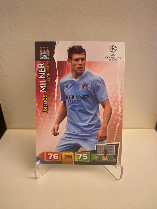 Fodbold kort Panini Adrenalyn XL UEFA Champions League 2011/2012 - Manchester City James Milner - Pokedexet