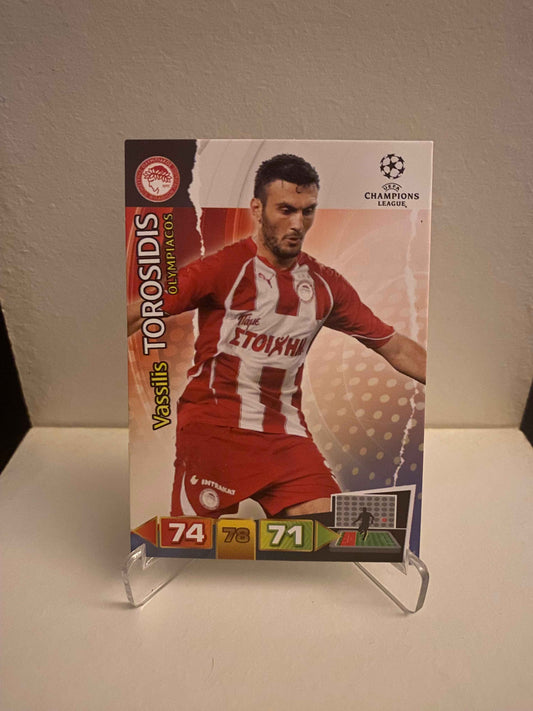 Fodbold kort Panini Adrenalyn XL UEFA Champions League 2011/2012 - Olympiakos Vassilis Torosidis - Pokedexet