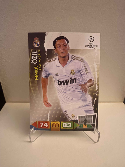 Fodbold kort Panini Adrenalyn XL UEFA Champions League 2011/2012 - Real Madrid Mesut Özil - Pokedexet