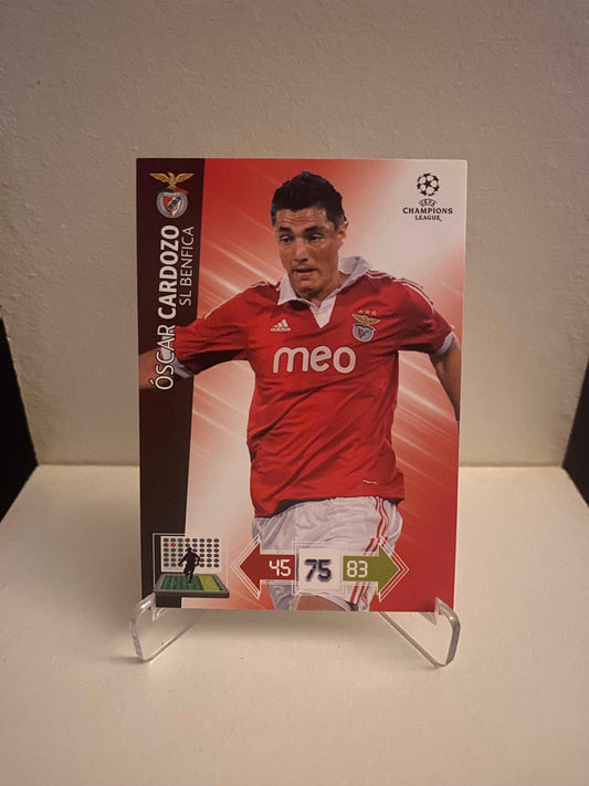 Fodbold kort Panini Adrenalyn XL UEFA Champions League 2012/2013 - Benfica Oscar Cardozo - Pokedexet