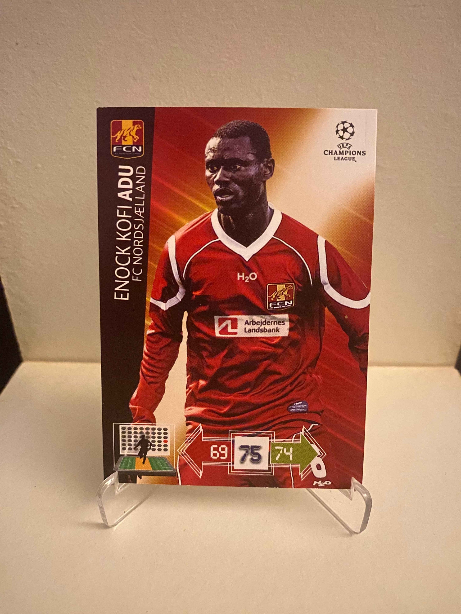 Fodbold kort Panini Adrenalyn XL UEFA Champions League 2012/2013 - FC Nordsjælland Enock Kofi Adu - Pokedexet