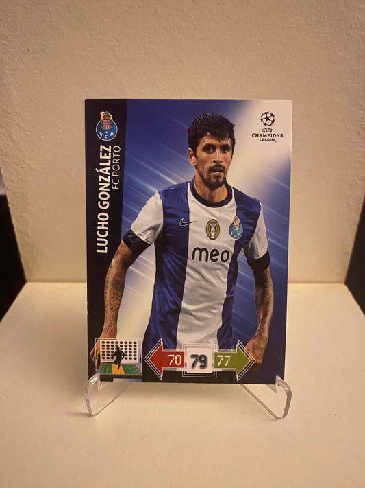 Fodbold kort Panini Adrenalyn XL UEFA Champions League 2012/2013 - FC Porto Lucho Gonzalez - Pokedexet