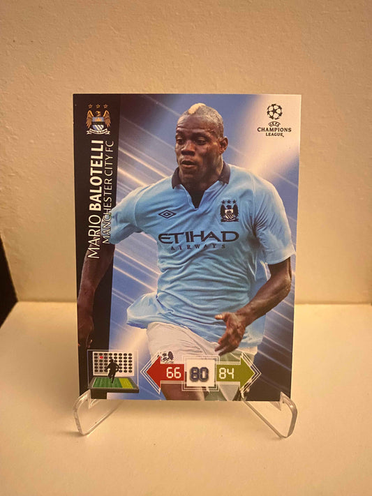 Fodbold kort Panini Adrenalyn XL UEFA Champions League 2012/2013 - Manchester City Mario Balotelli - Pokedexet