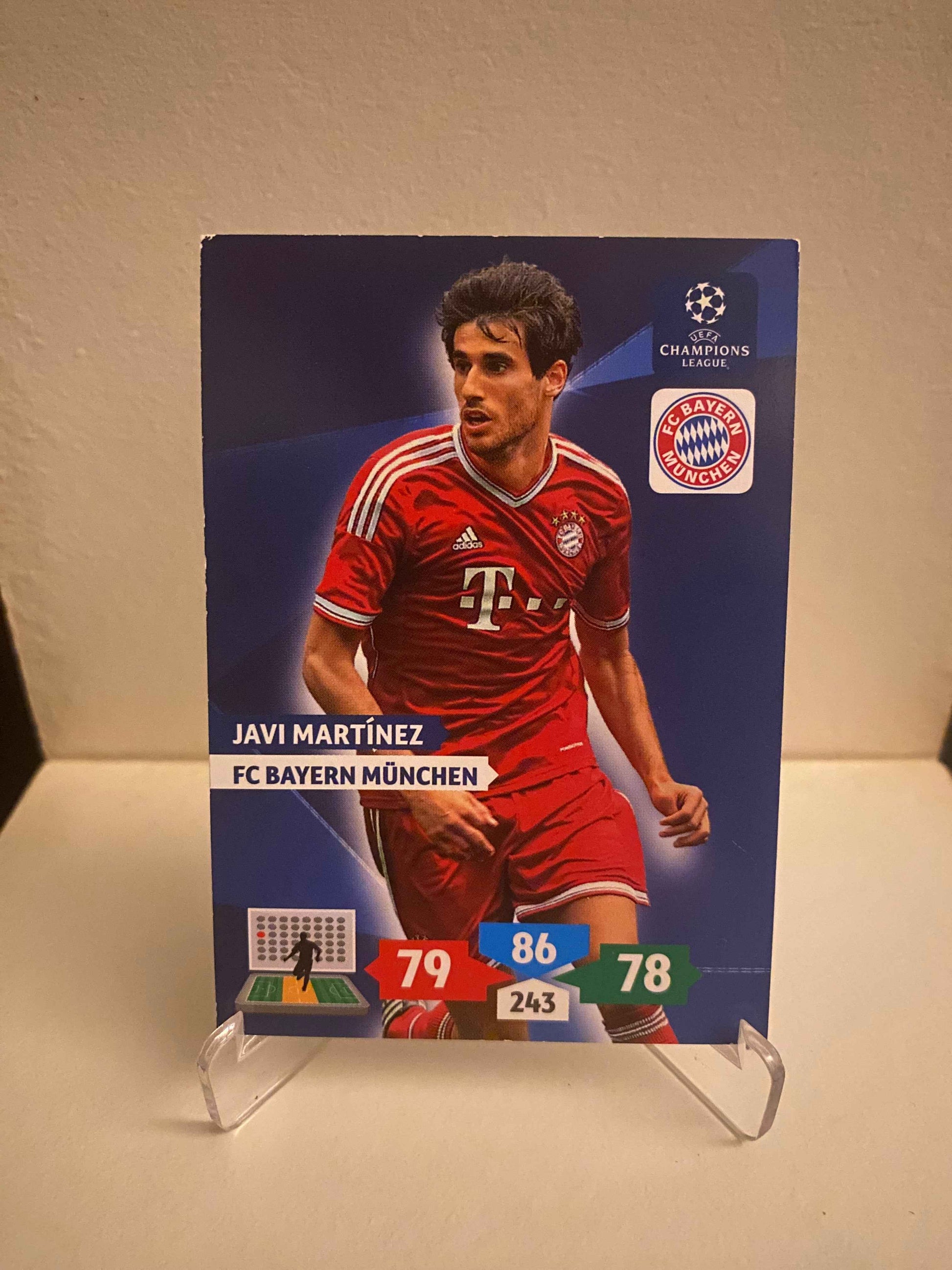 Fodbold kort Panini Adrenalyn XL UEFA Champions League 2013/2014 - Bayern München Javi Martinez - Pokedexet