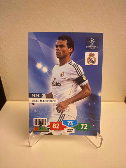 Fodbold kort Panini Adrenalyn XL UEFA Champions League 2013/2014 - Real Madrid Pepe - Pokedexet