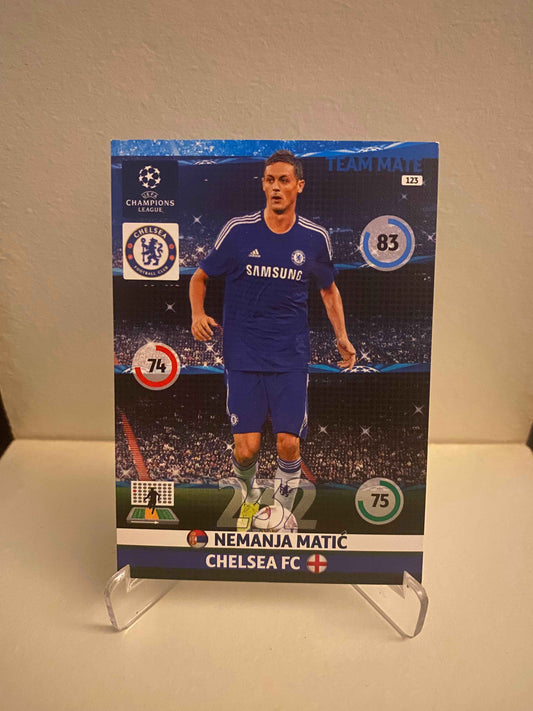 Fodbold kort Panini Adrenalyn XL UEFA Champions League 2014/2015 - Chelsea Nemanja Matic - Pokedexet