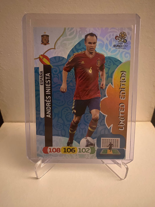 Panini Adrenalyn XL UEFA EURO 2012 - Spanien Andres Iniesta Holofoil - Pokedexet