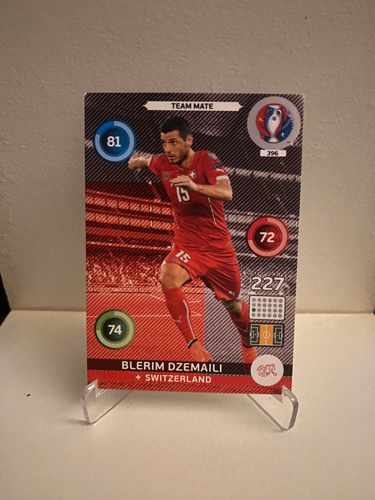 Fodbold kort Panini Adrenalyn XL UEFA EURO 2016 - Schweiz Blerim Dzemaili - Pokedexet