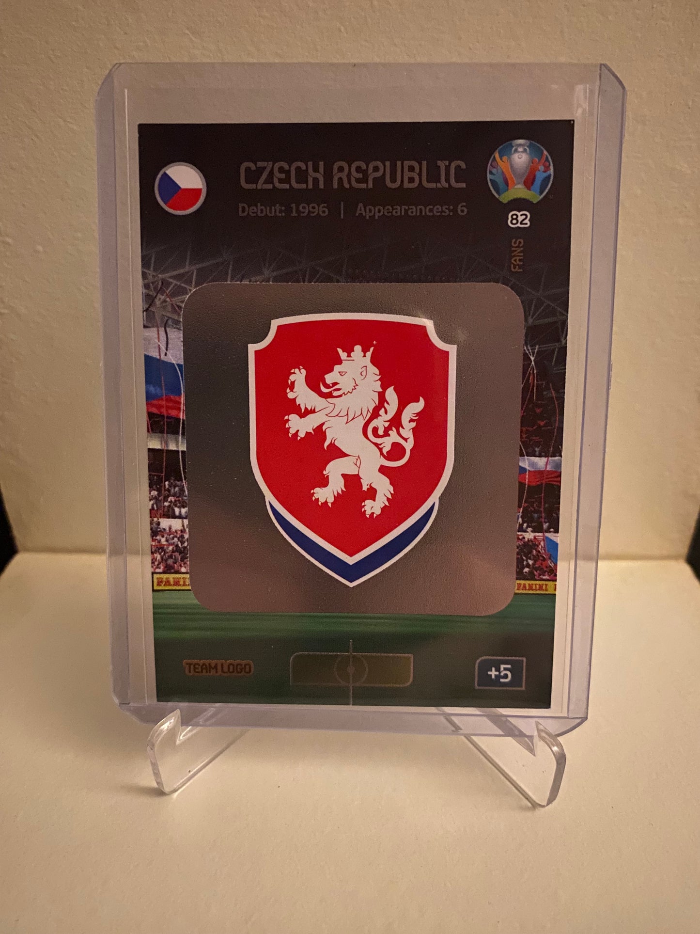 Panini Adrenalyn XL UEFA EURO 2020 - Tjekkiet Emblem Holofoil - Pokedexet