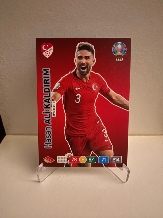 Fodbold kort Panini Adrenalyn XL UEFA EURO 2020 - Tyrkiet Hasan Ali Kaldirim - Pokedexet