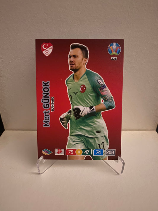 Fodbold kort Panini Adrenalyn XL UEFA EURO 2020 - Tyrkiet Mert Gunok - Pokedexet