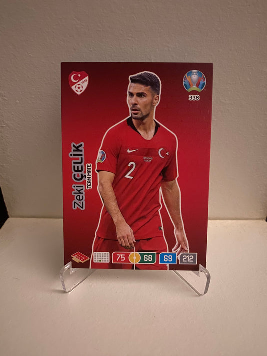 Fodbold kort Panini Adrenalyn XL UEFA EURO 2020 - Tyrkiet Zeki Celik - Pokedexet