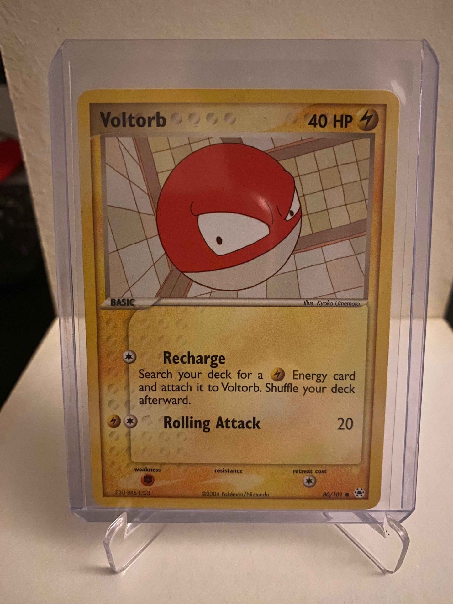 Pokemon kort EX Hidden Legends - Voltorb (80/101) - Pokedexet