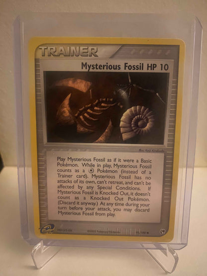 Pokemon kort EX Sandstorm - Mysterious Fossil HP 10 (91/100) - Pokedexet
