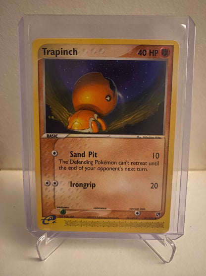 Pokemon kort EX Sandstorm - Trapinch (82/100) - Pokedexet