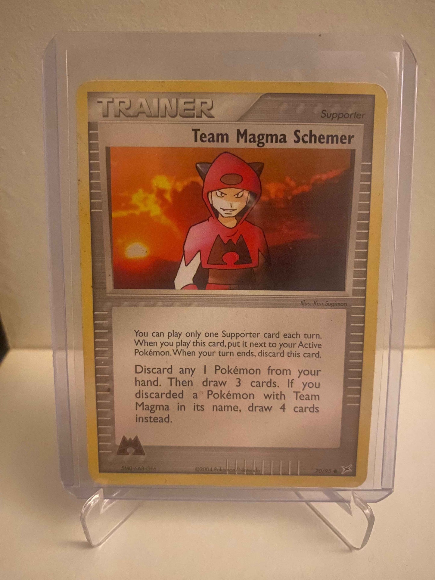 Pokemon kort EX Team Magma vs Team Aqua - Team Magma Schemer (70/95) - Pokedexet